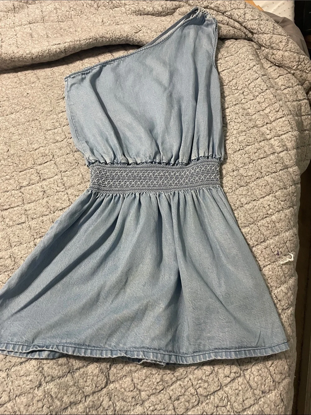 Southern Tide One-Shoulder Light Blue Denim-Effect Mini Dress - Picture 2 of 5